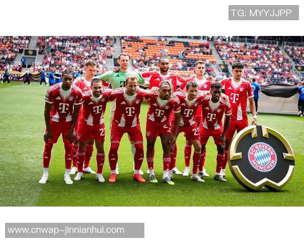 拜仁慕尼黑全力备战世俱杯训练场景展现球队决心与实力